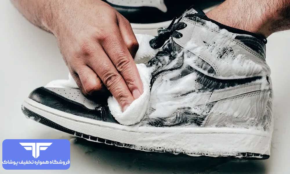 چطور عمر کتانی ها را دو برابر کنیم؟ نکات مهم نگهداری از کتانی